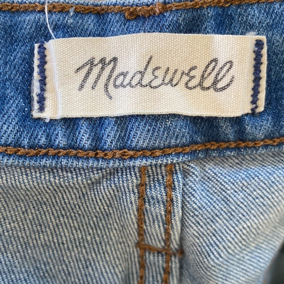 Madewell The High-Rise Slim Boyjean in Dover Wash: Raw-Hemmed Edition size 26 - Picture 12 of 15